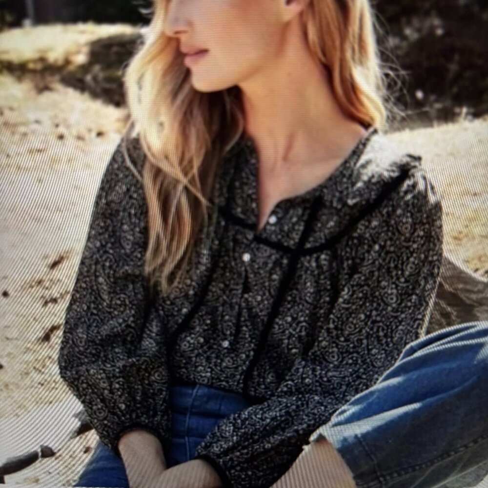 DOEN Sz S York Top in Black Floral Print